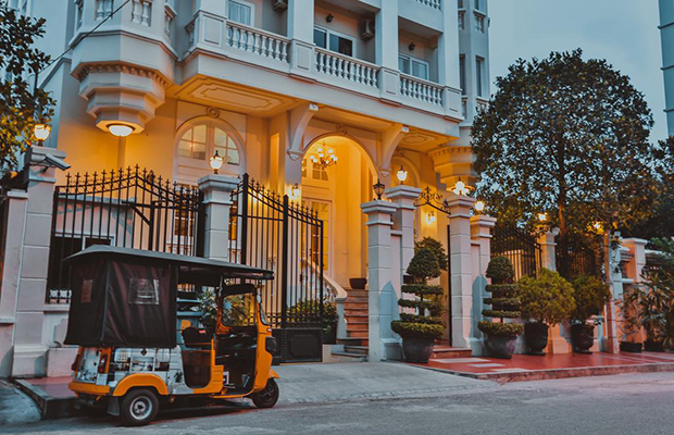 Chateau The Meliya Hotel